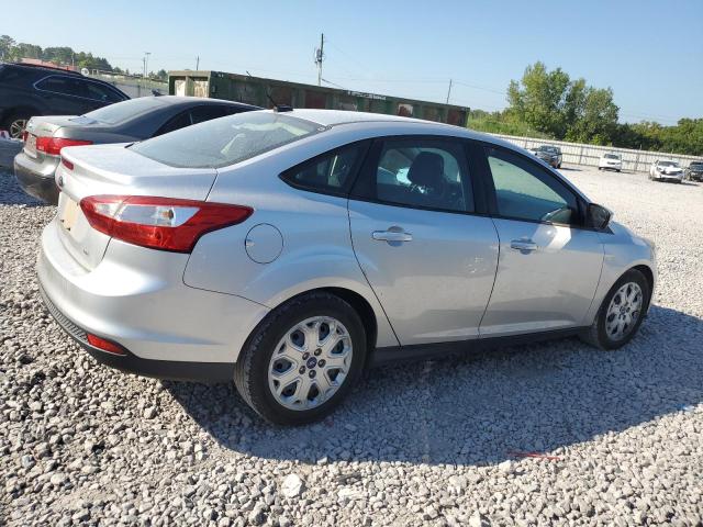 Photo 2 VIN: 1FAHP3F28CL217748 - FORD FOCUS SE 