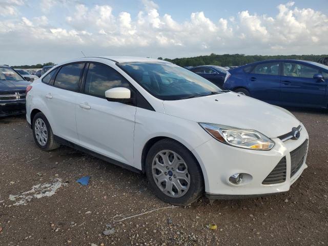 Photo 3 VIN: 1FAHP3F28CL227177 - FORD FOCUS SE 