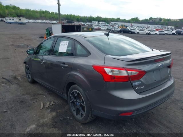 Photo 2 VIN: 1FAHP3F28CL230161 - FORD FOCUS 