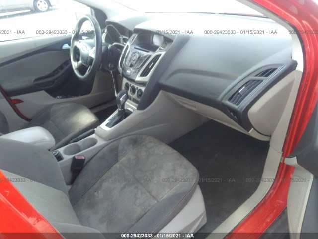 Photo 4 VIN: 1FAHP3F28CL247316 - FORD FOCUS 