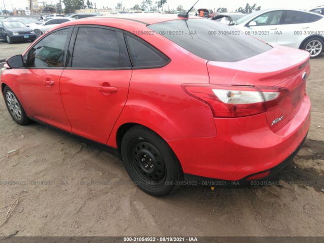 Photo 2 VIN: 1FAHP3F28CL258073 - FORD FOCUS 