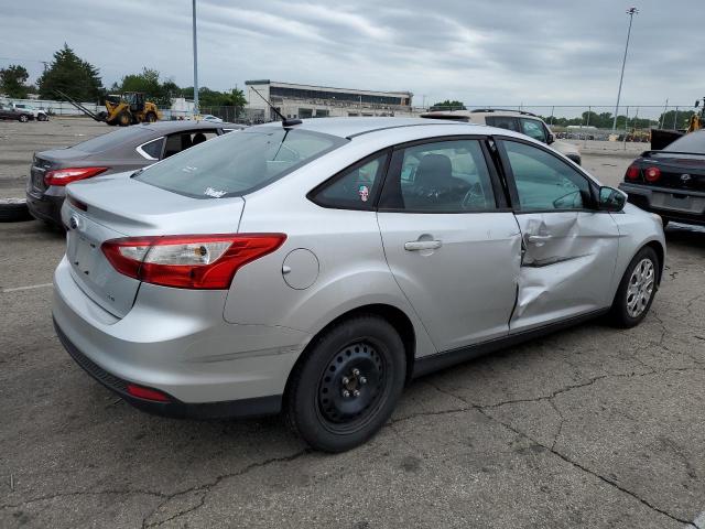 Photo 2 VIN: 1FAHP3F28CL258557 - FORD FOCUS SE 