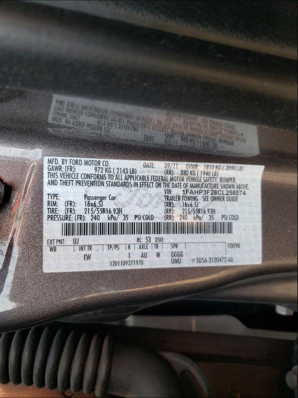 Photo 9 VIN: 1FAHP3F28CL258574 - FORD FOCUS SE 