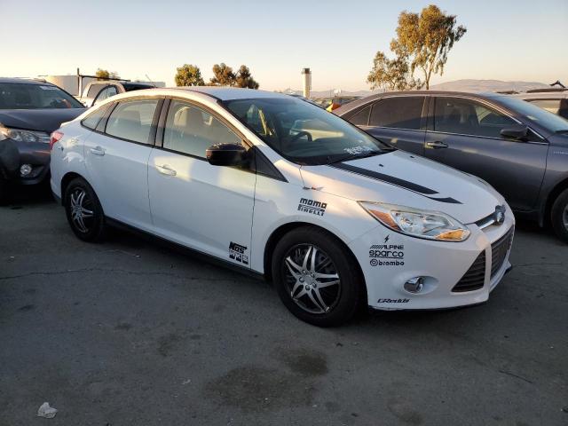 Photo 3 VIN: 1FAHP3F28CL262933 - FORD FOCUS SE 