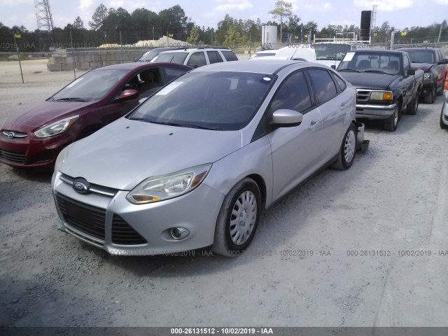 Photo 1 VIN: 1FAHP3F28CL263595 - FORD FOCUS 