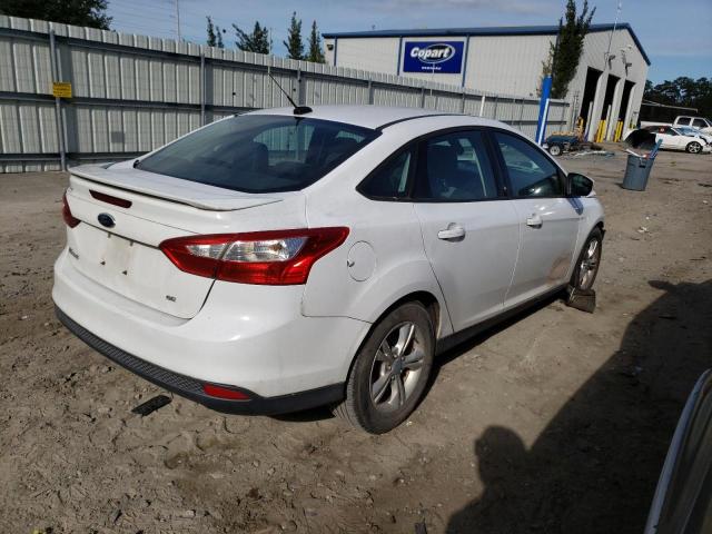 Photo 2 VIN: 1FAHP3F28CL276590 - FORD FOCUS SE 