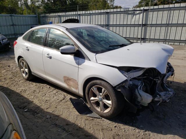 Photo 3 VIN: 1FAHP3F28CL276590 - FORD FOCUS SE 