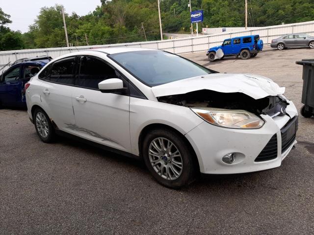 Photo 3 VIN: 1FAHP3F28CL332947 - FORD FOCUS SE 