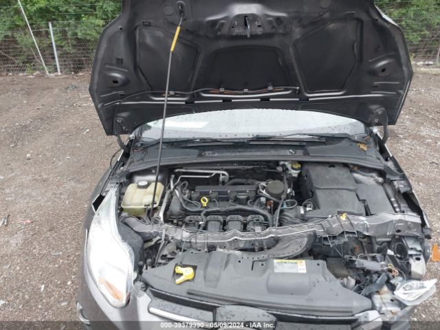 Photo 9 VIN: 1FAHP3F28CL366001 - FORD FOCUS 