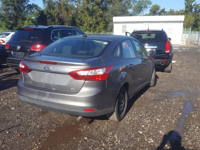 Photo 3 VIN: 1FAHP3F28CL380710 - FORD FOCUS SE 