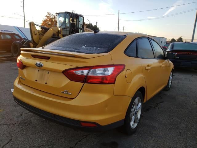 Photo 3 VIN: 1FAHP3F28CL381310 - FORD FOCUS SE 