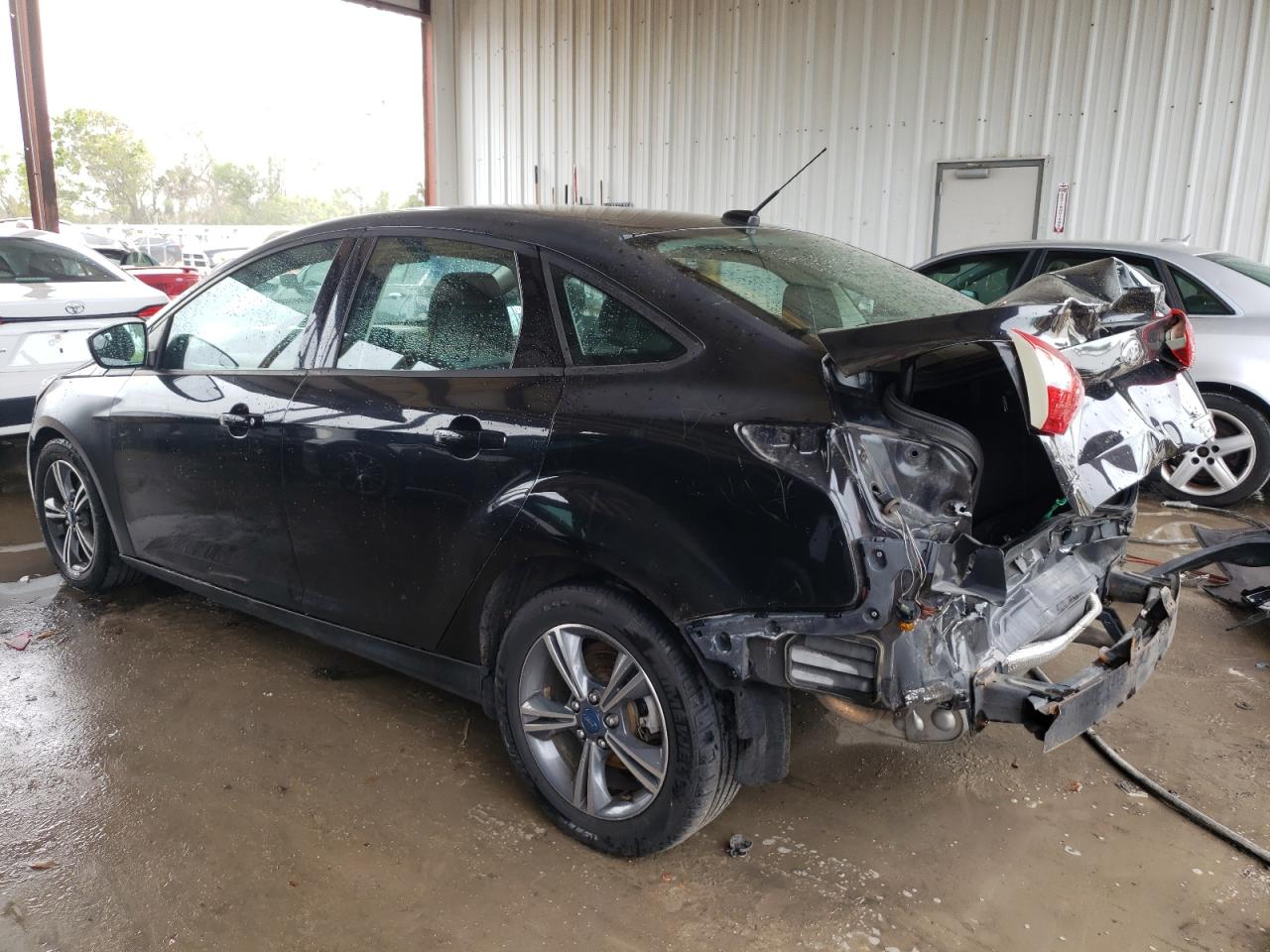 Photo 1 VIN: 1FAHP3F28CL420199 - FORD FOCUS 