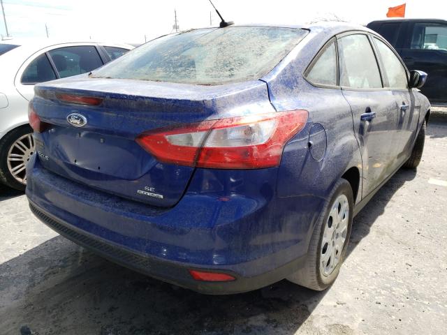 Photo 3 VIN: 1FAHP3F28CL443661 - FORD FOCUS SE 