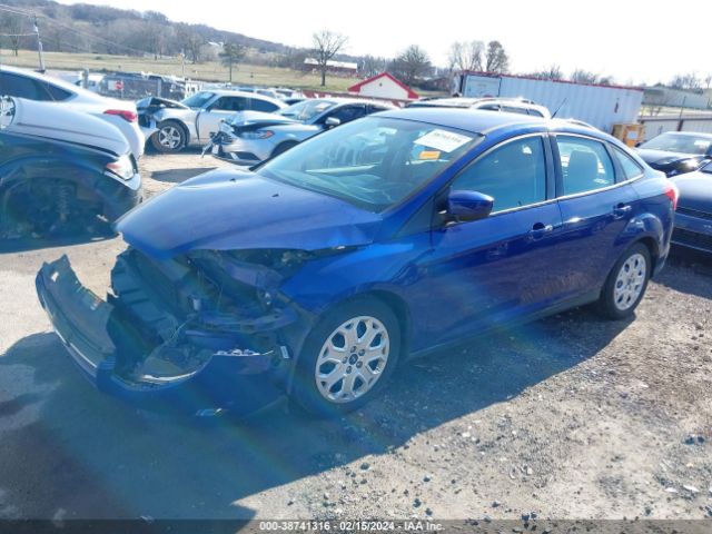 Photo 1 VIN: 1FAHP3F28CL456894 - FORD FOCUS 