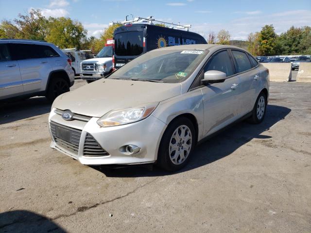 Photo 1 VIN: 1FAHP3F28CL472268 - FORD FOCUS SE 