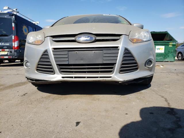 Photo 8 VIN: 1FAHP3F28CL472268 - FORD FOCUS SE 