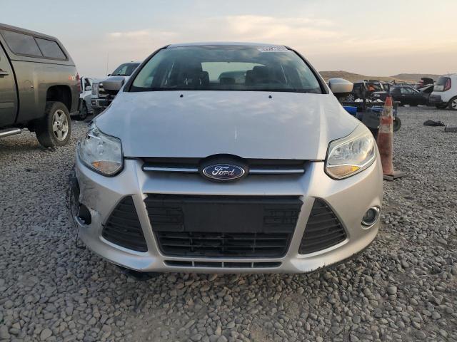 Photo 4 VIN: 1FAHP3F29CL109431 - FORD FOCUS SE 