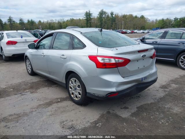 Photo 2 VIN: 1FAHP3F29CL116850 - FORD FOCUS 