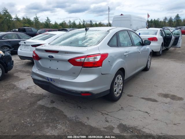 Photo 3 VIN: 1FAHP3F29CL116850 - FORD FOCUS 