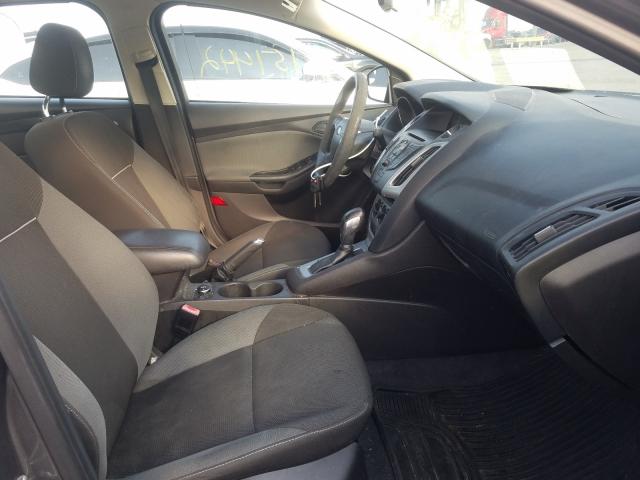 Photo 4 VIN: 1FAHP3F29CL117772 - FORD FOCUS SE 