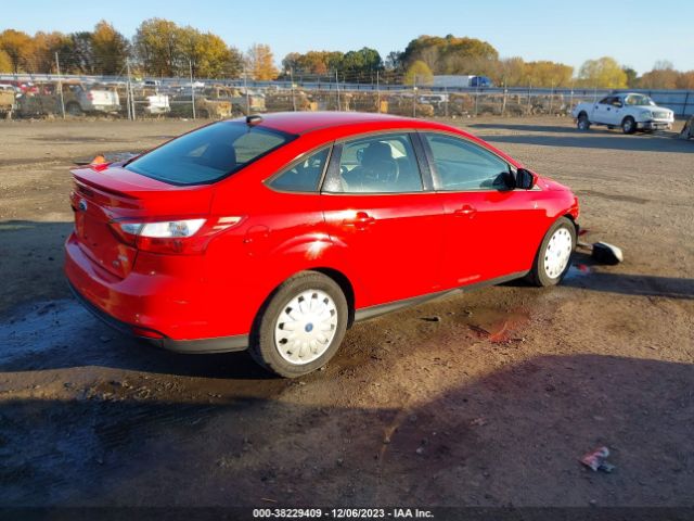 Photo 3 VIN: 1FAHP3F29CL126164 - FORD FOCUS 