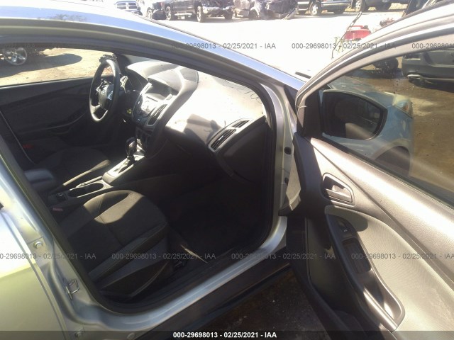 Photo 4 VIN: 1FAHP3F29CL126634 - FORD FOCUS 