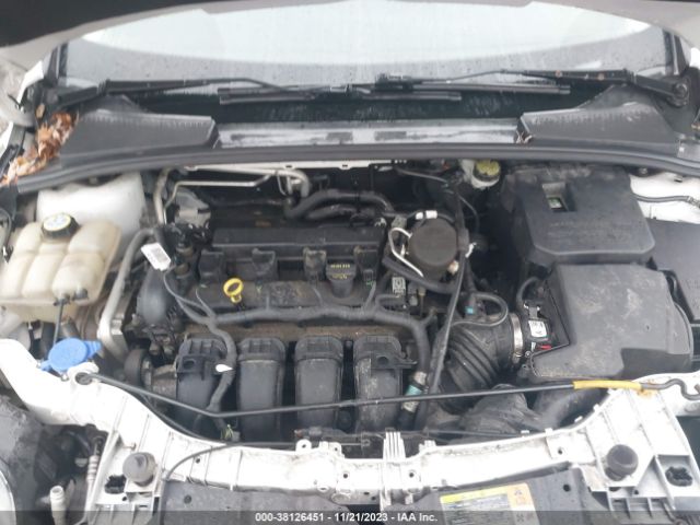 Photo 9 VIN: 1FAHP3F29CL131977 - FORD FOCUS 