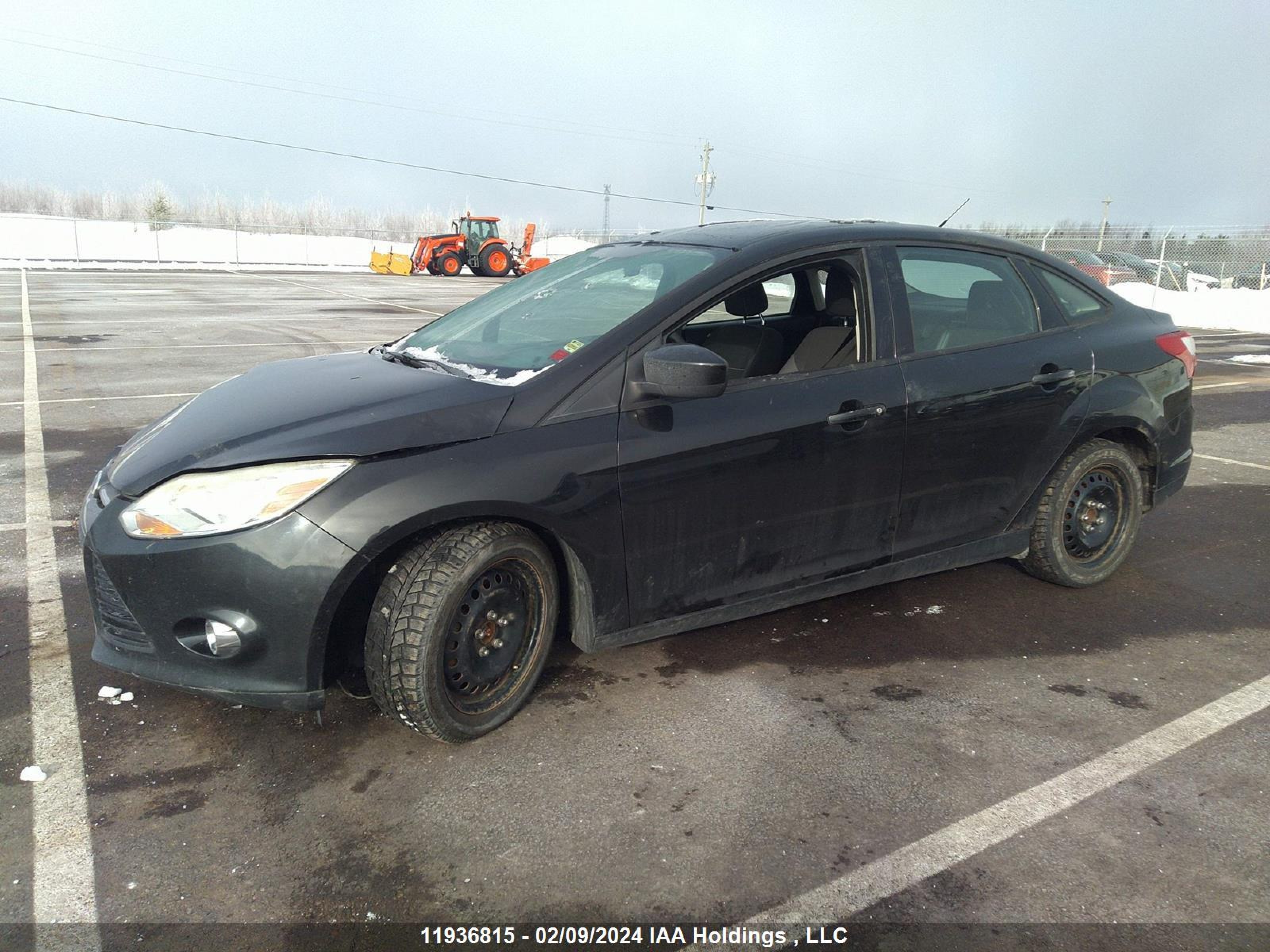 Photo 1 VIN: 1FAHP3F29CL142655 - FORD FOCUS 