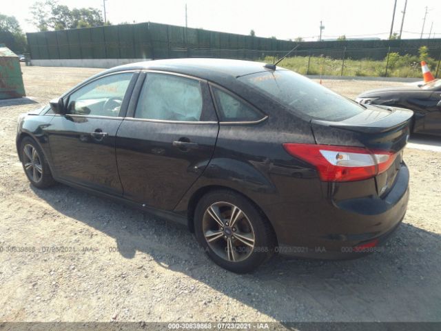 Photo 2 VIN: 1FAHP3F29CL166146 - FORD FOCUS 