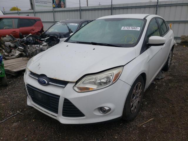 Photo 1 VIN: 1FAHP3F29CL177616 - FORD FOCUS SE 