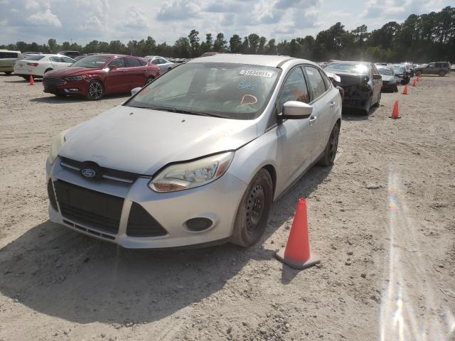 Photo 1 VIN: 1FAHP3F29CL206760 - FORD FOCUS SE 