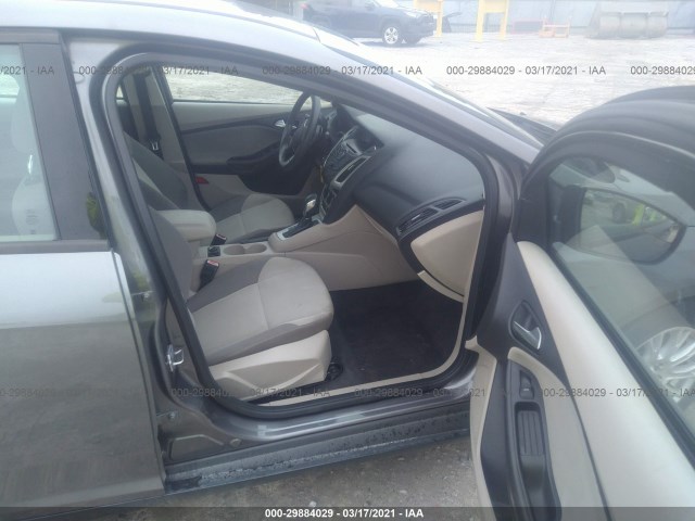 Photo 4 VIN: 1FAHP3F29CL216124 - FORD FOCUS 