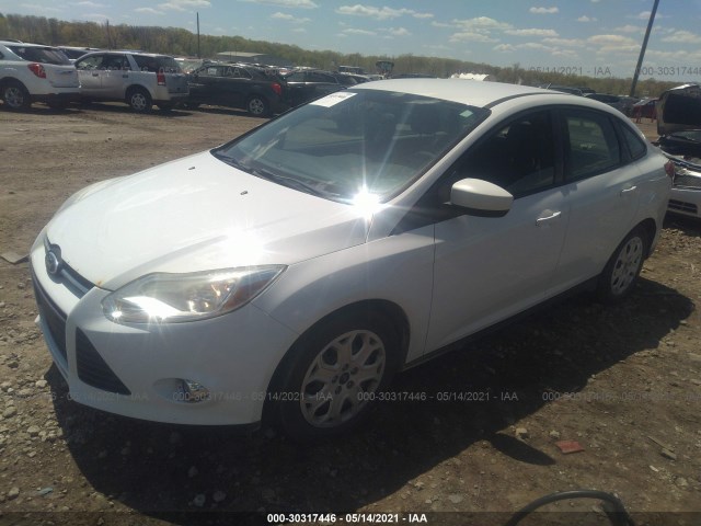 Photo 1 VIN: 1FAHP3F29CL217337 - FORD FOCUS 