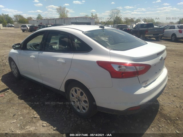 Photo 2 VIN: 1FAHP3F29CL217337 - FORD FOCUS 