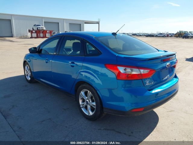 Photo 2 VIN: 1FAHP3F29CL227110 - FORD FOCUS 