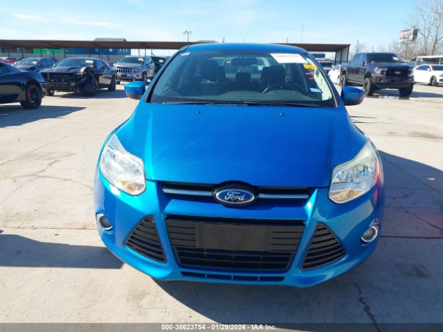 Photo 5 VIN: 1FAHP3F29CL227110 - FORD FOCUS 