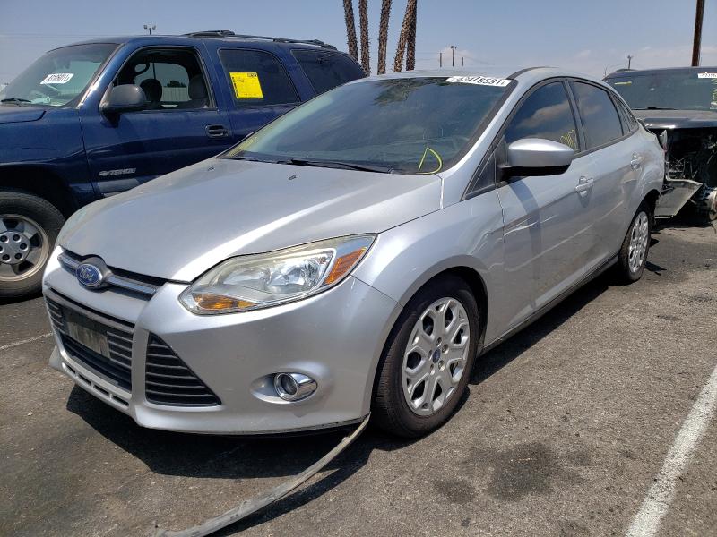 Photo 1 VIN: 1FAHP3F29CL251665 - FORD FOCUS SE 