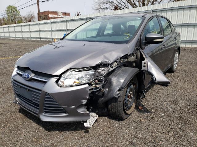 Photo 1 VIN: 1FAHP3F29CL271320 - FORD FOCUS SE 