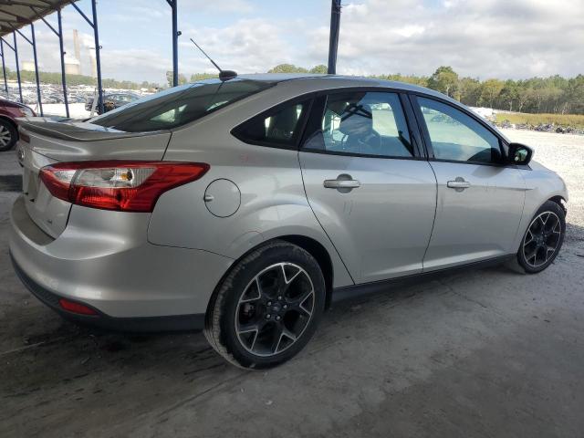 Photo 2 VIN: 1FAHP3F29CL298677 - FORD FOCUS SE 