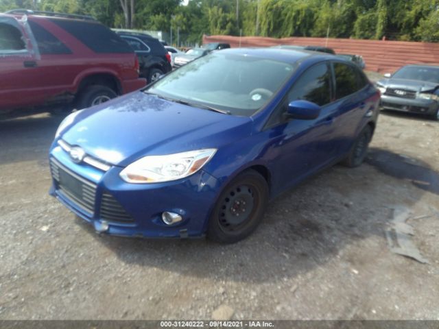 Photo 1 VIN: 1FAHP3F29CL300668 - FORD FOCUS 