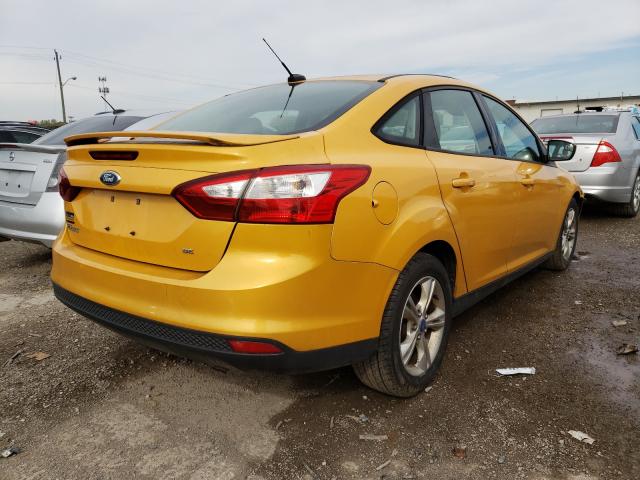 Photo 3 VIN: 1FAHP3F29CL311122 - FORD FOCUS SE 