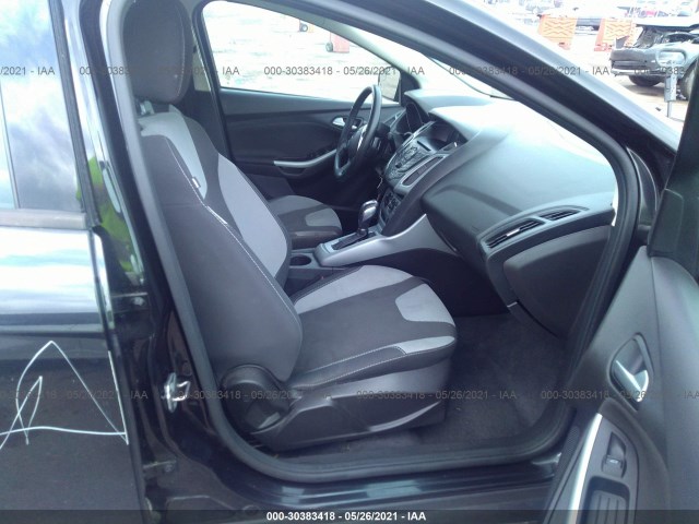 Photo 4 VIN: 1FAHP3F29CL320323 - FORD FOCUS 