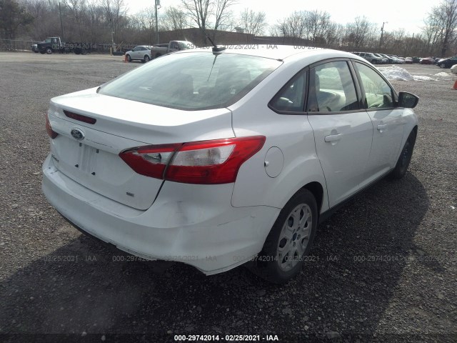 Photo 3 VIN: 1FAHP3F29CL332228 - FORD FOCUS 