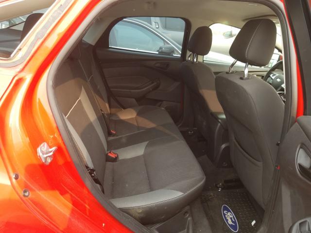 Photo 5 VIN: 1FAHP3F29CL382661 - FORD FOCUS SE 