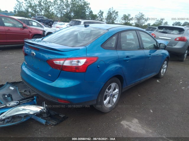 Photo 3 VIN: 1FAHP3F29CL385348 - FORD FOCUS 