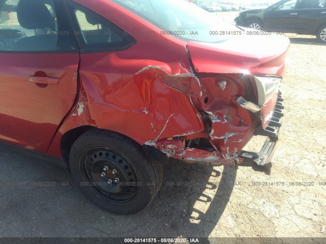 Photo 5 VIN: 1FAHP3F29CL391506 - FORD FOCUS 