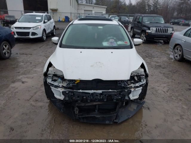 Photo 5 VIN: 1FAHP3F29CL441871 - FORD FOCUS 