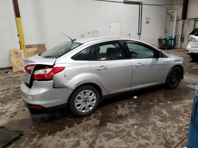 Photo 2 VIN: 1FAHP3F29CL442339 - FORD FOCUS SE 