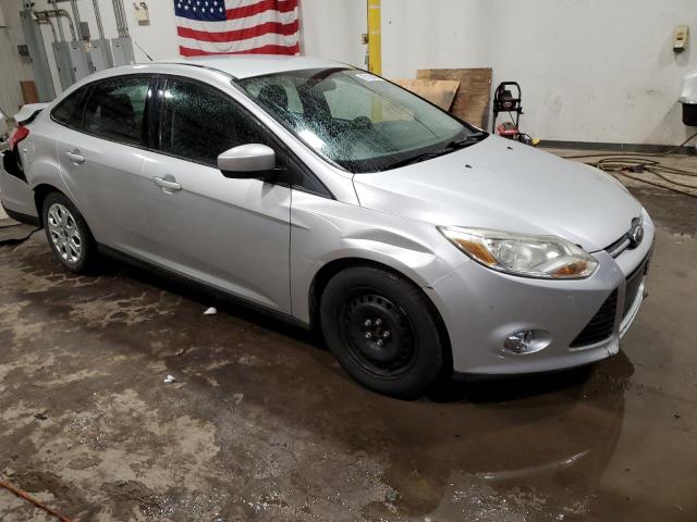 Photo 3 VIN: 1FAHP3F29CL442339 - FORD FOCUS SE 