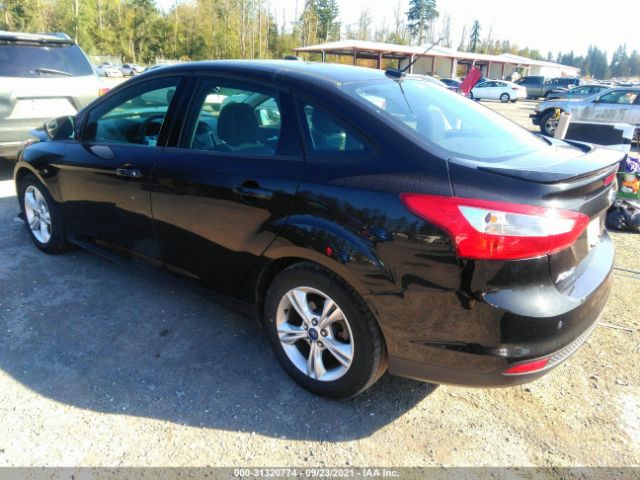 Photo 2 VIN: 1FAHP3F29CL453230 - FORD FOCUS 